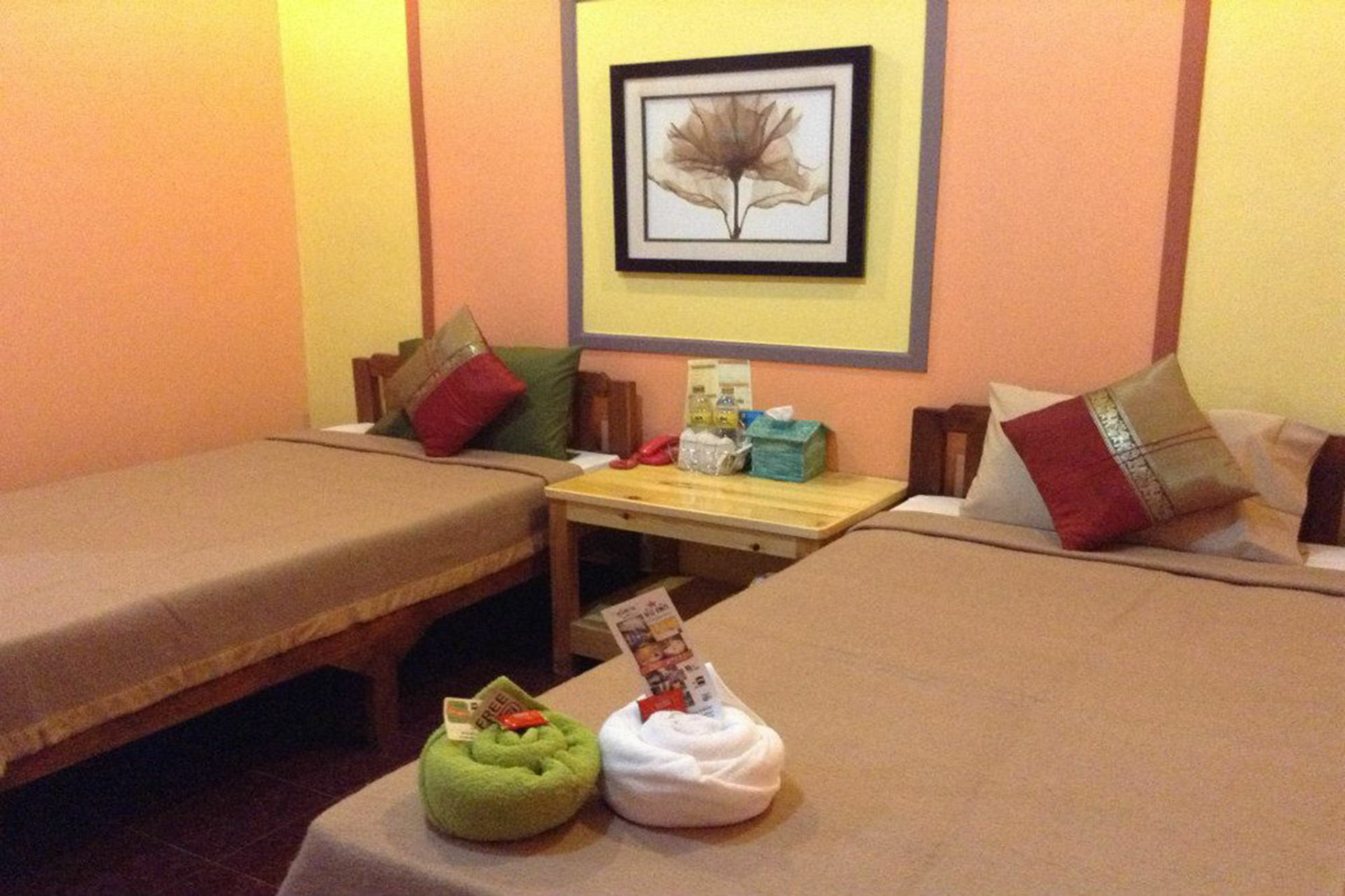 Chang Hotel Chiang Mai Esterno foto