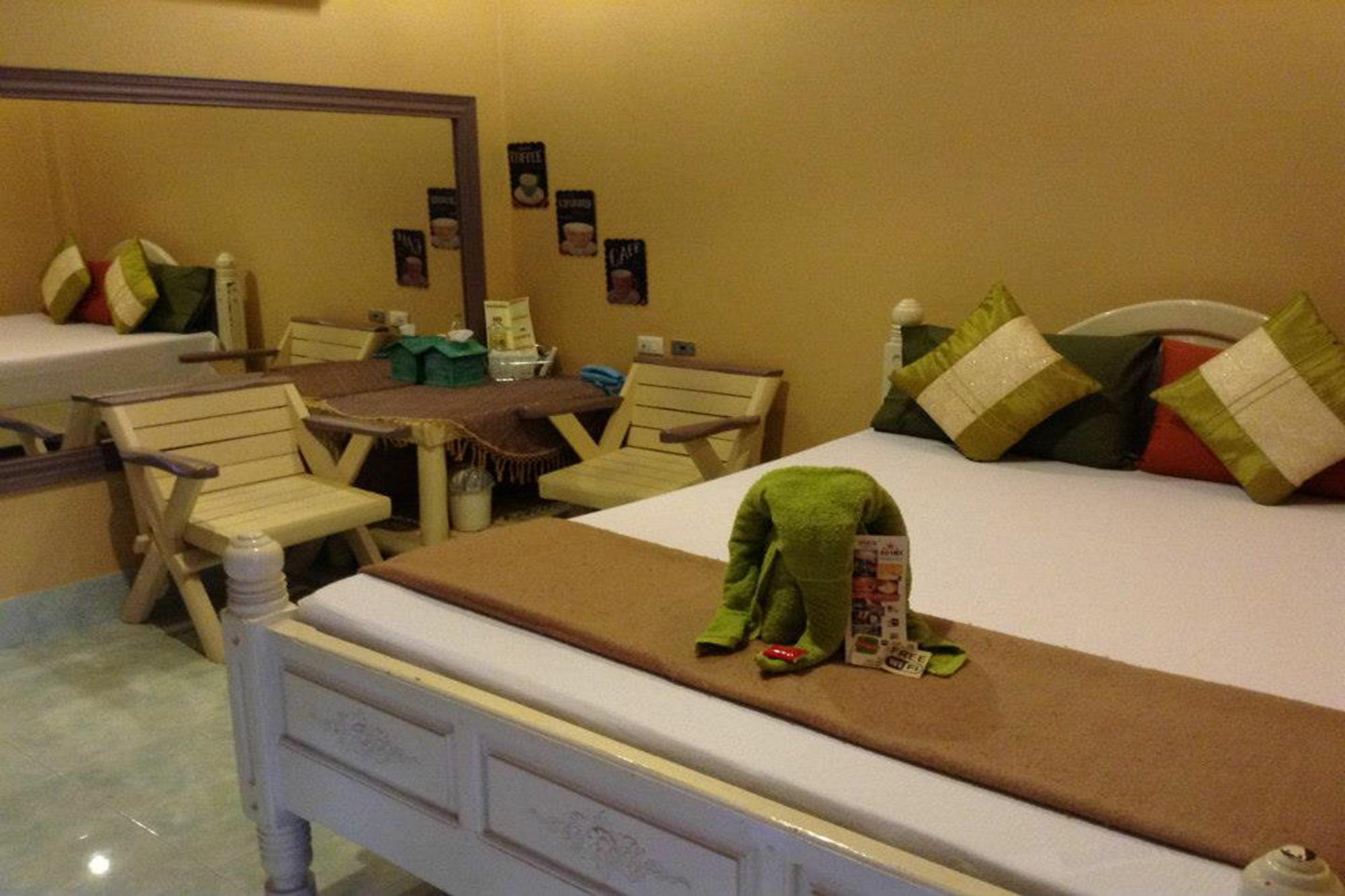 Chang Hotel Chiang Mai Esterno foto